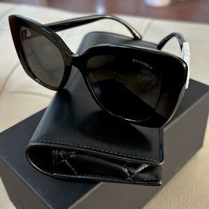 CHANEL Black Oversized Square Sunglasses